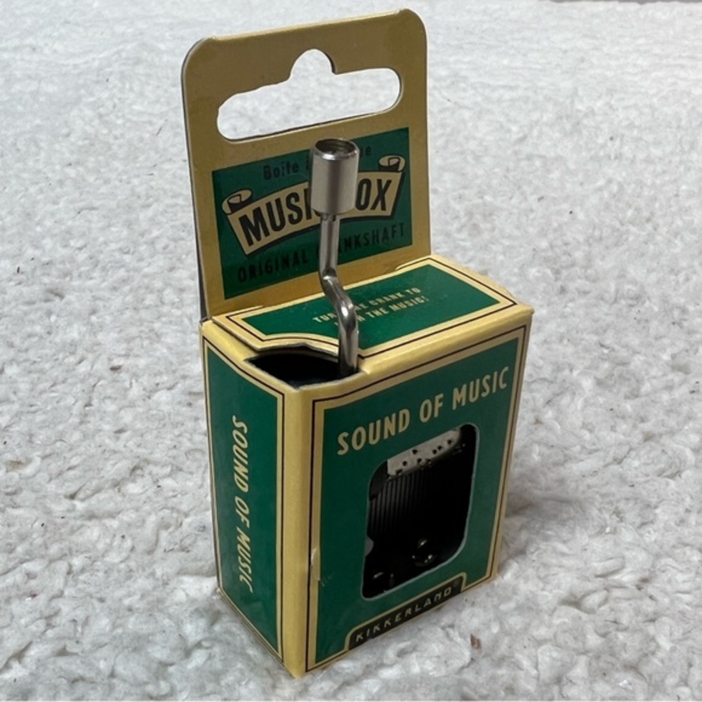 Kikkerland "Sound of Music" Music Box